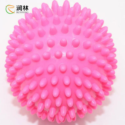 Il multiplo colora la palla appuntita di innesco per il massaggio di sanità del corpo