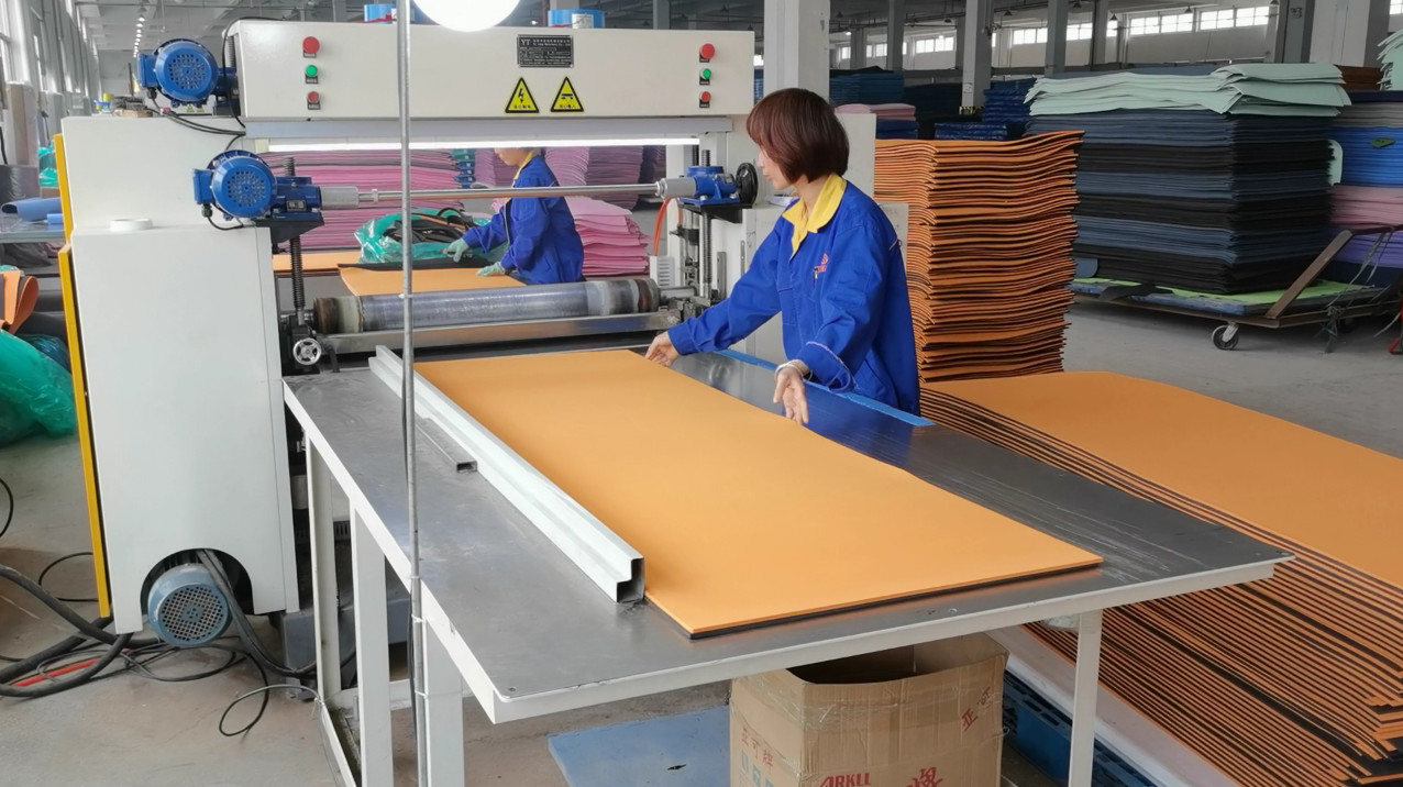 Changsha Running Import &amp; Export Co., Ltd. linea di produzione in fabbrica